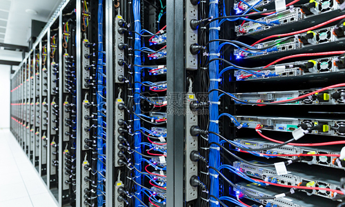 <b>48V香蕉短视频官网機架式UPS電源在通信機房的優勢之處</b>