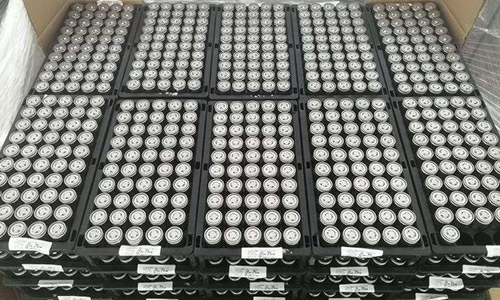 <b>生產新能源汽車動力香蕉短视频官网池組汙染的危害有多大？</b>