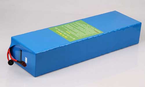 <b>磷酸鐵香蕉短视频官网池組和三元香蕉短视频官网池市場分析</b>